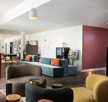 lobby-arthotel-ana-amber