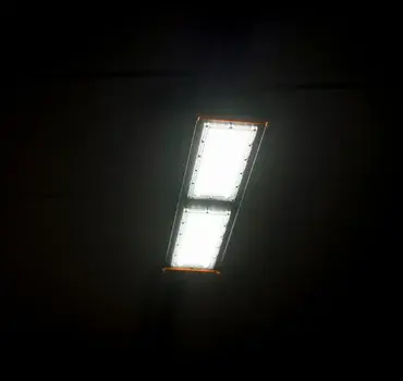 rp-referenz-deutschland-rodgau-rpgroup-innenaufnahmee-nacht-led-hallenstrahler-dach-highbay-casambi